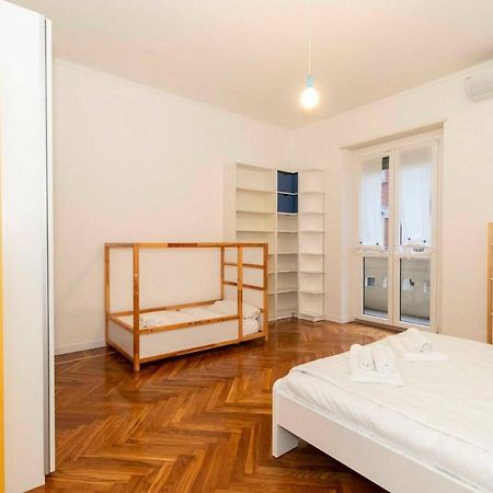 New! Cit Turin Elegant Apt With Parking Exterior photo