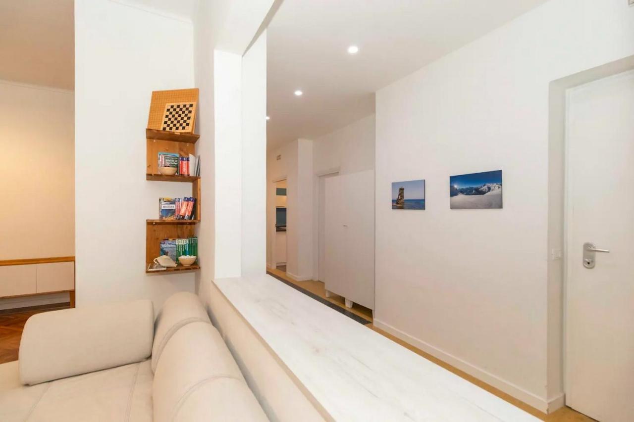 New! Cit Turin Elegant Apt With Parking Exterior photo
