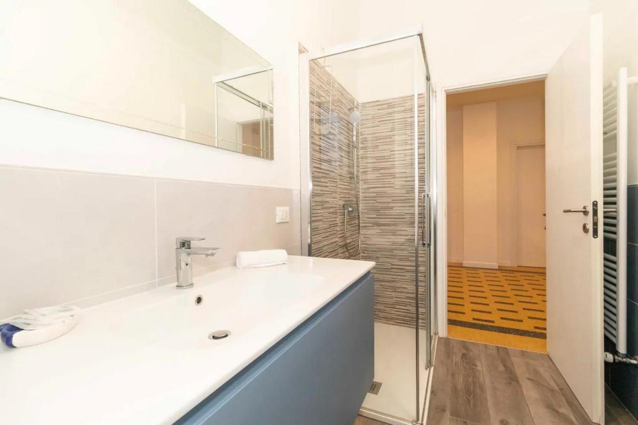 New! Cit Turin Elegant Apt With Parking Exterior photo