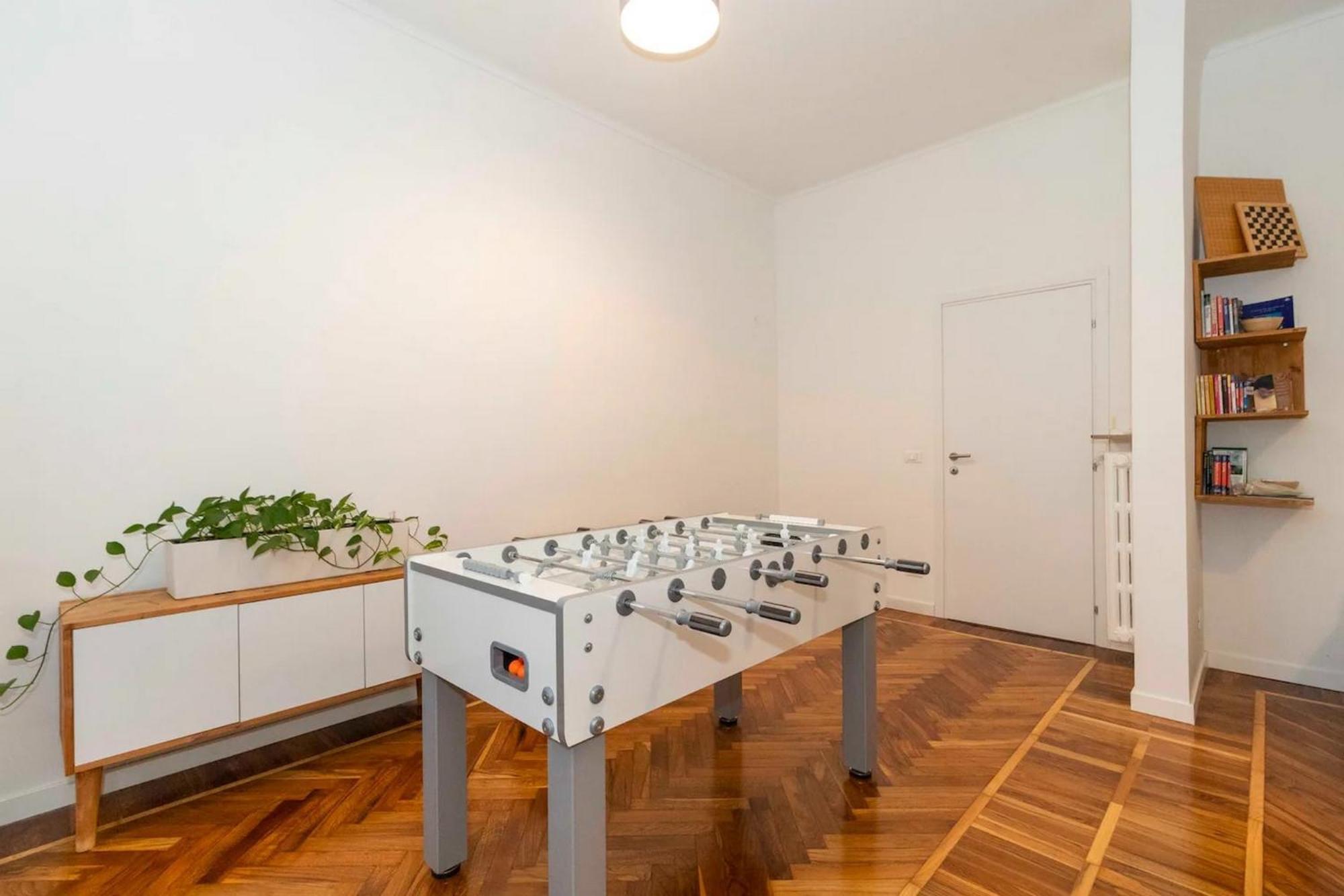 New! Cit Turin Elegant Apt With Parking Exterior photo